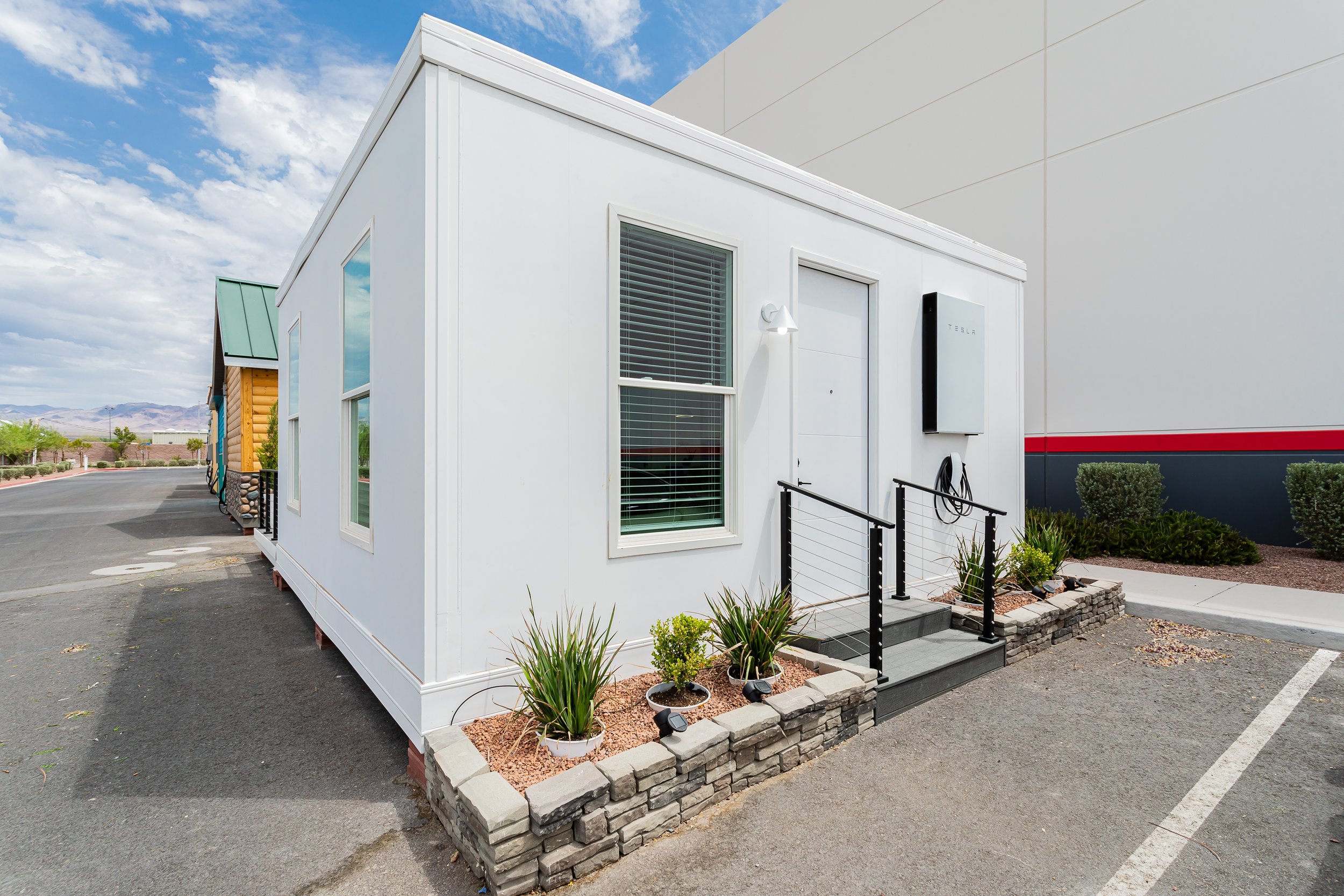 casita-01-exterior-from-left